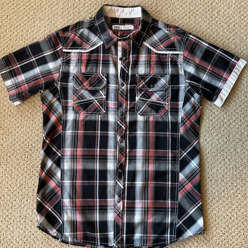 Men’s  BKE Standard Fit Snap Front Short Sleeve Western Shirt Size Medium